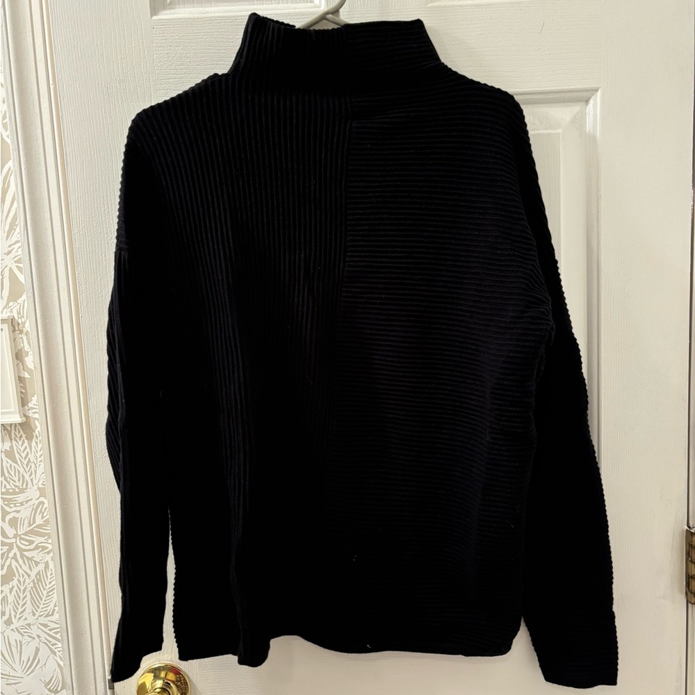 Tahari black ribbed turtleneck sweater